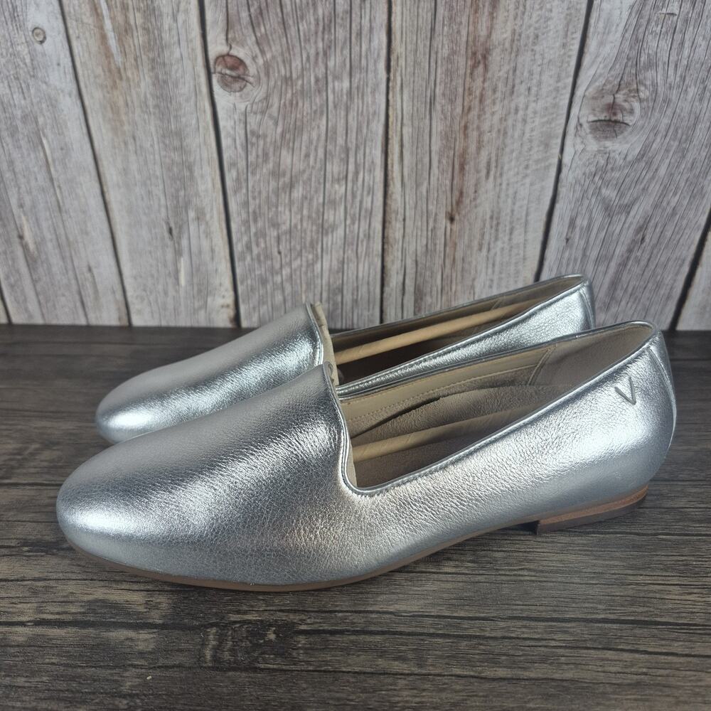 Vionic Willa II Silver Metallic Leather Slip On Loafers Flats Women's Sz 8 Wide